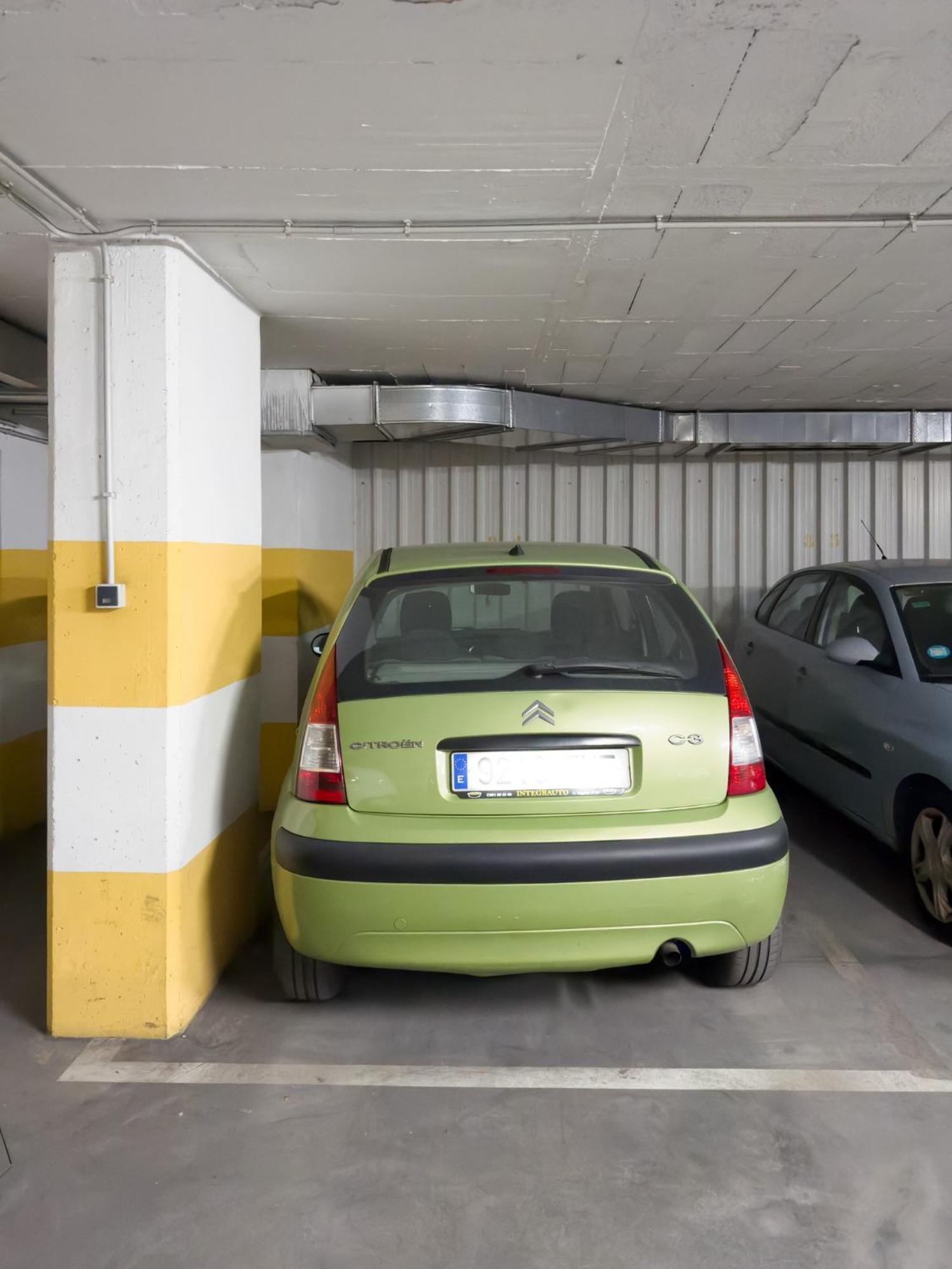 Lägenhet Con Parking Cerca Del Centro *